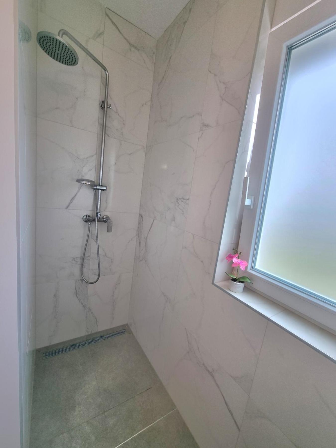 Apartament Crystal *